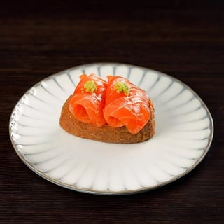 Konbu-Jime Salmon Inari