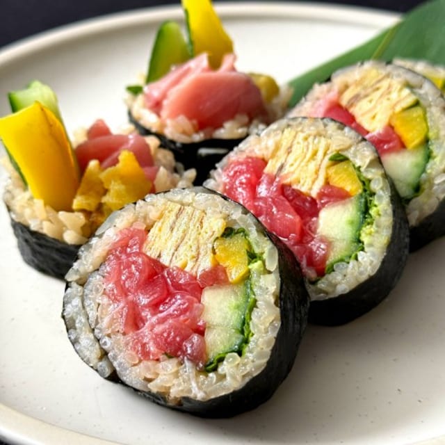 Dry-Aged Tuna Roll (6pc).